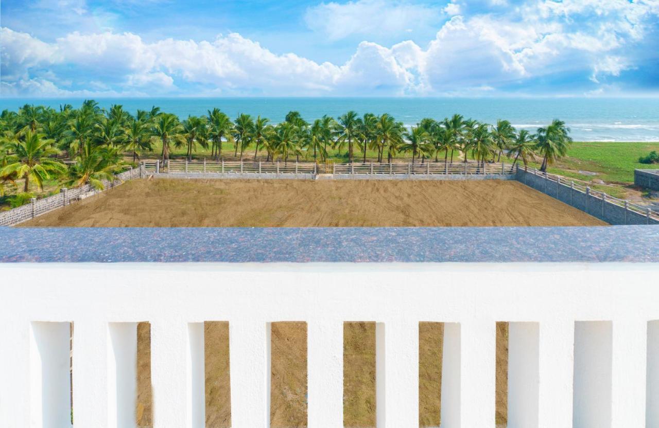 Pranaav Beach Resort Puduccseri Kültér fotó